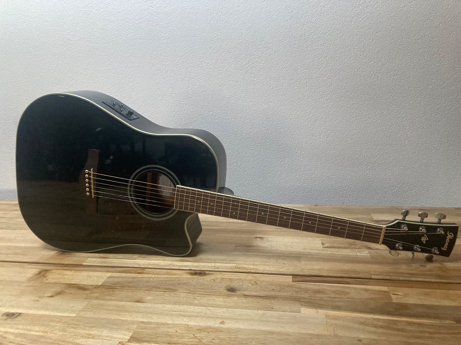 Ibanez Strumenti musicali: Akustikgitarre Ibanez AW70ECE-BK – Usato da Bern venduto da Sumo_Recordings 1