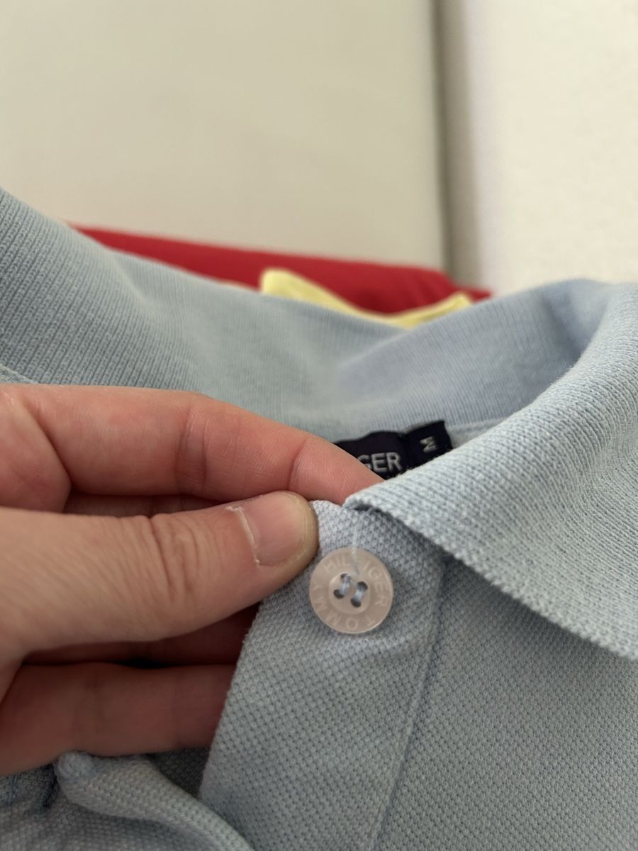 Tommy Hilfiger Magliette Polo: Polo Tommy Hilfiger bleu clair, taille M – Usato da Morges venduto da cat_6cm9 5