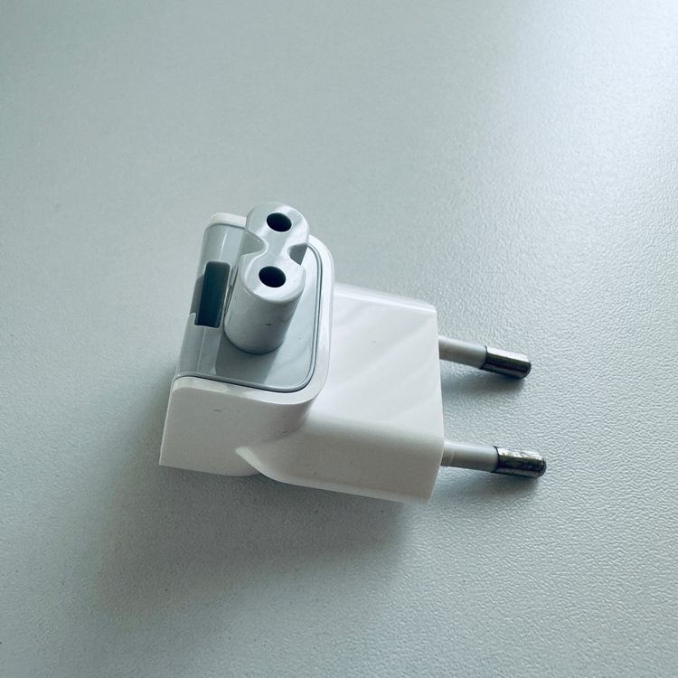 Apple Laufwerke & Adapter: Adapter Stecker für MacBook Pro Netzteil Magsafe AC Plug – Gebraucht aus Basel von MY.AIRPODS.SHOP 4