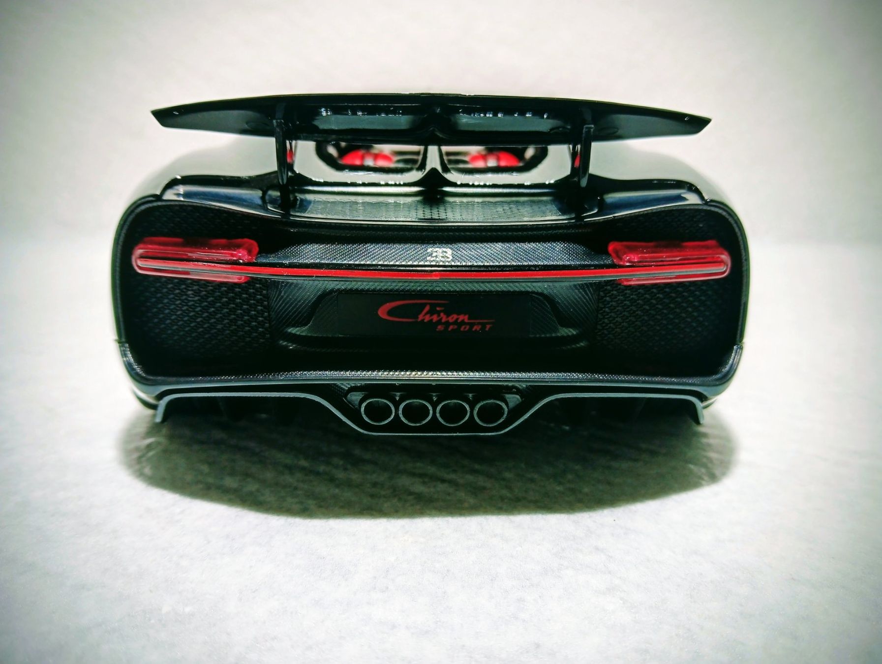 Bburago Modellini d'auto: Bugatti Chiron Sport – Nuovo (secondo la descrizione) da Huttwil venduto da Secondtrain 5