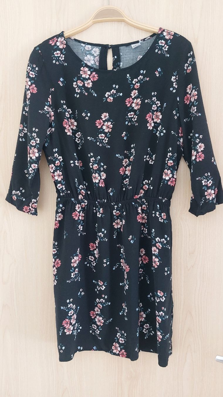 H&M Vestiti: Damen Kleid, grösse 38, mit Blumenmuster – Usato da Dettighofen venduto da monaso