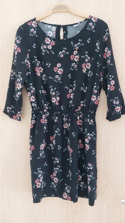Damen Kleid, grösse 38, mit Blumenmuster