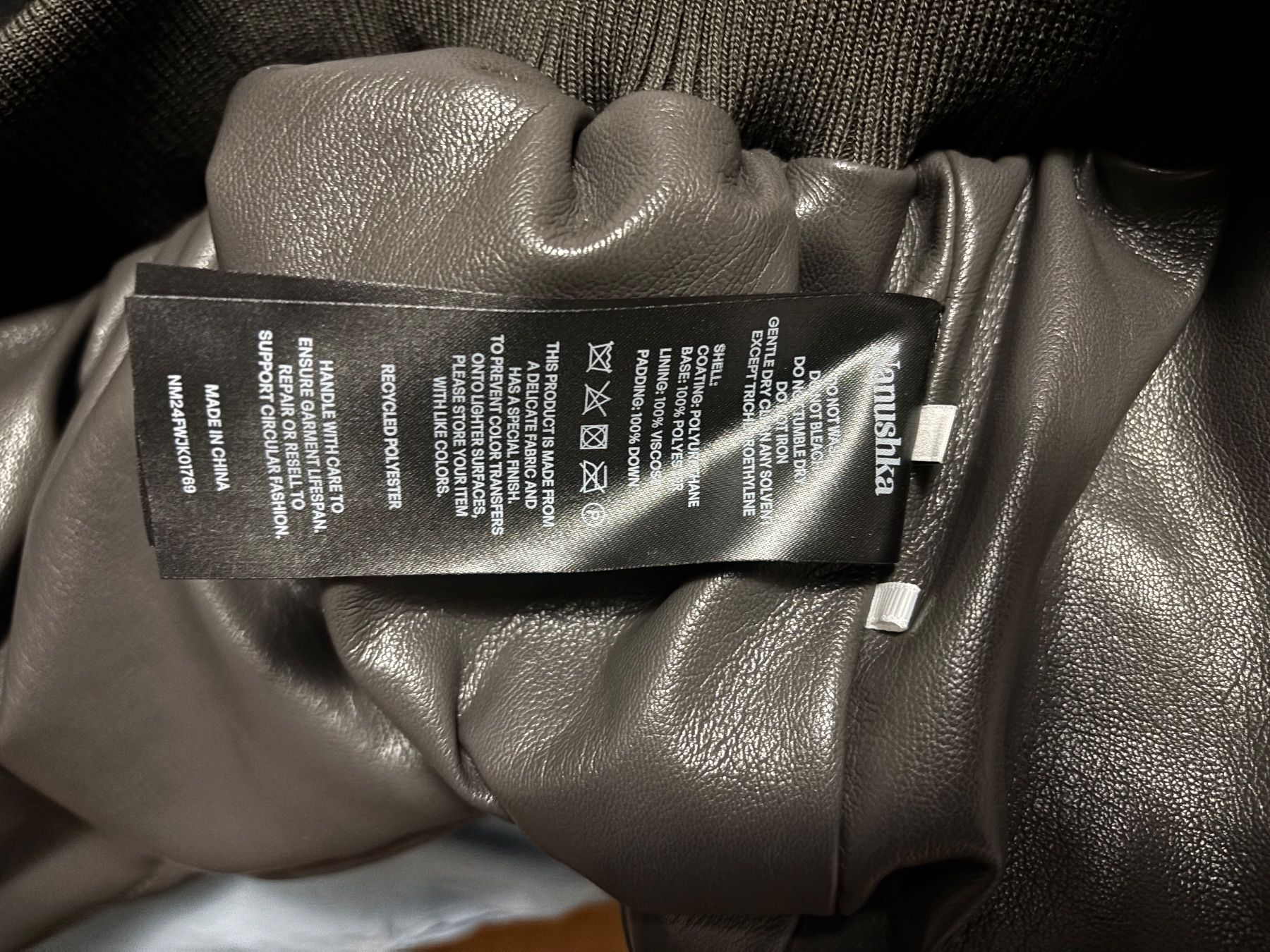 Nanushka Jacken: BLOUSON HIVER NANUSHKA – Gebraucht aus Essertines-Yverdon von aureljos_pics 3