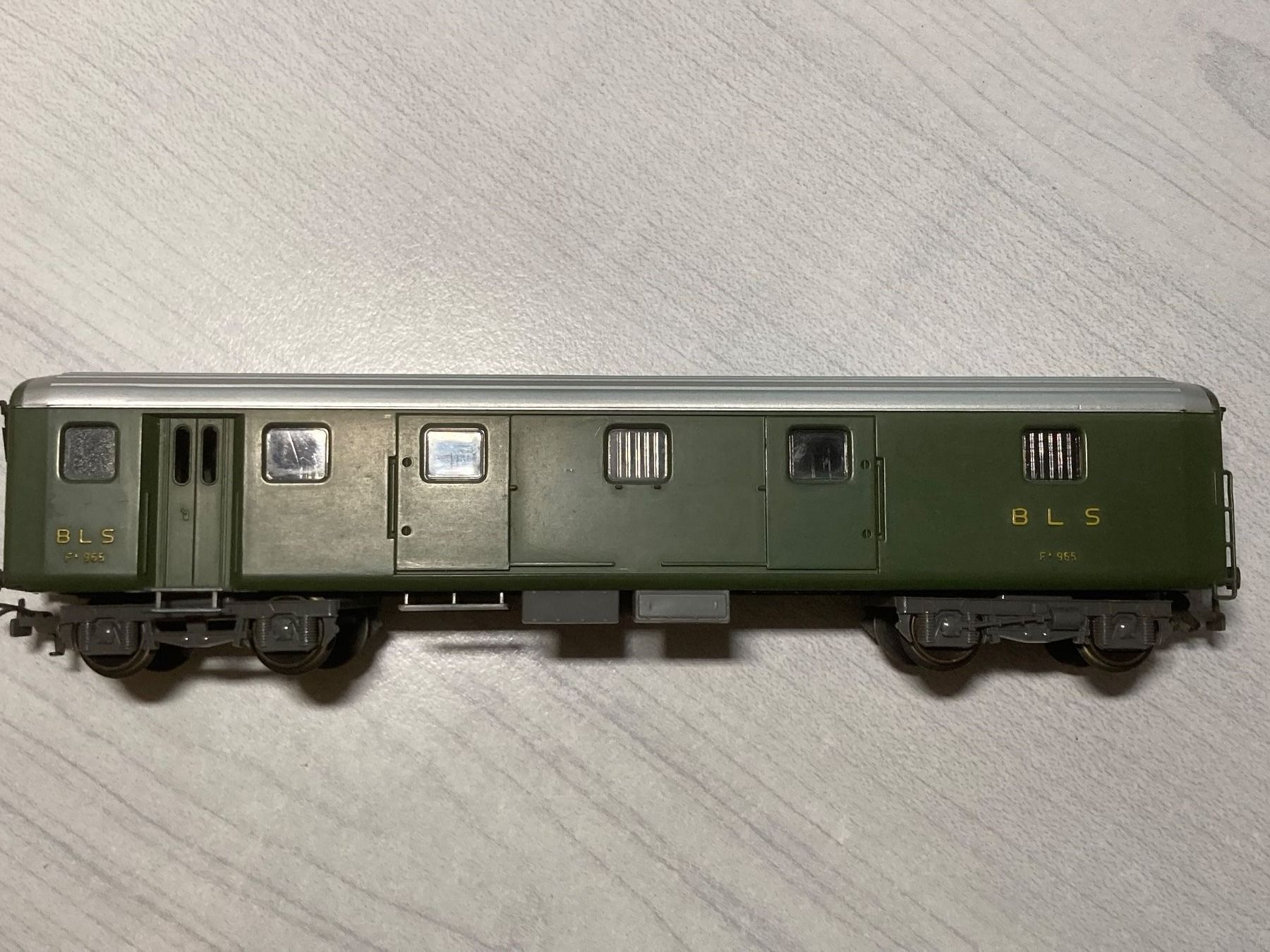 Trains électriques: BLS Postwagen – D'occasion à Basel par ce_mettier