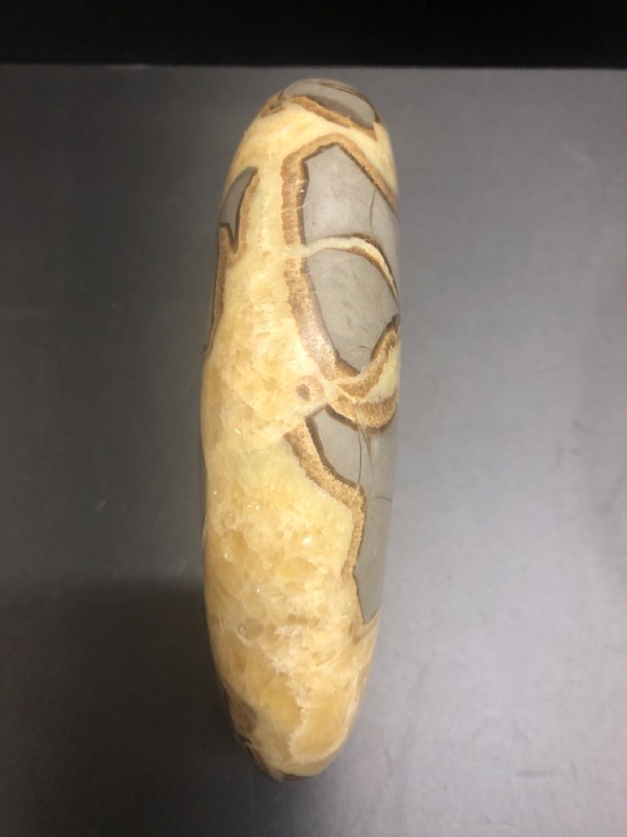 Figuren: SEPTARIEN BÄR / MINERALSTEIN FIGUR – Gebraucht aus Matzingen von exklusives 9