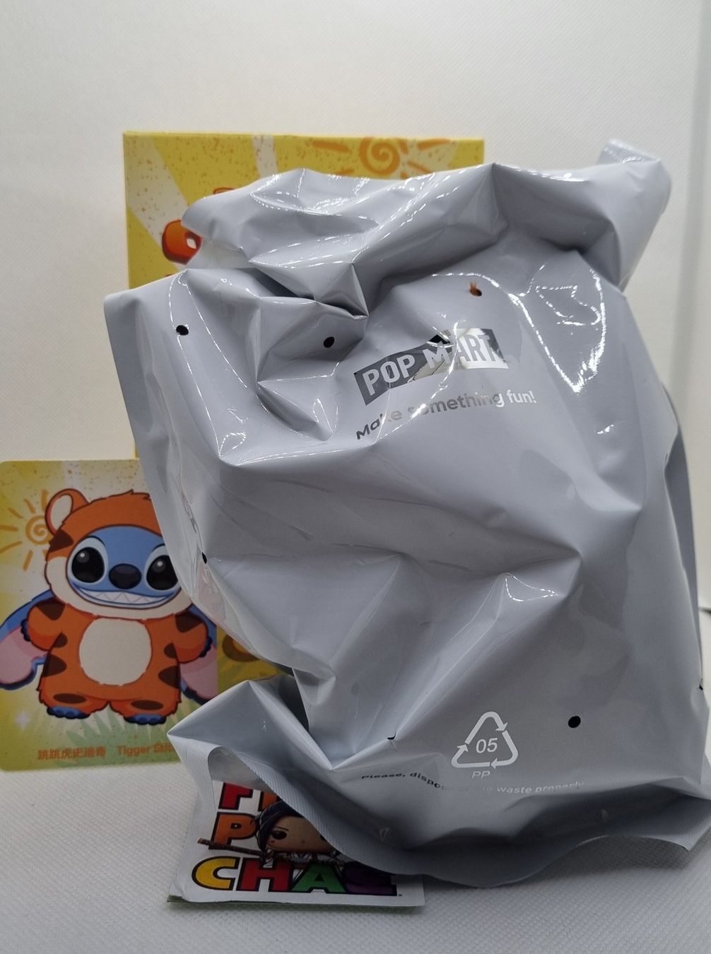 Pop Mart Statuette: POP MART - STITCH Adventure Series Plush Pendant - Tigger – Nuovo (secondo la descrizione) da Vernayaz venduto da fnkochase 4
