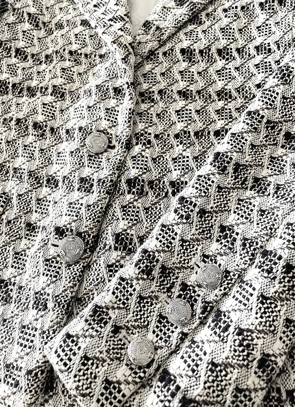 Chanel Giacche: CHANEL Blazer Tweed – Usato da Etoy venduto da Airesun 4