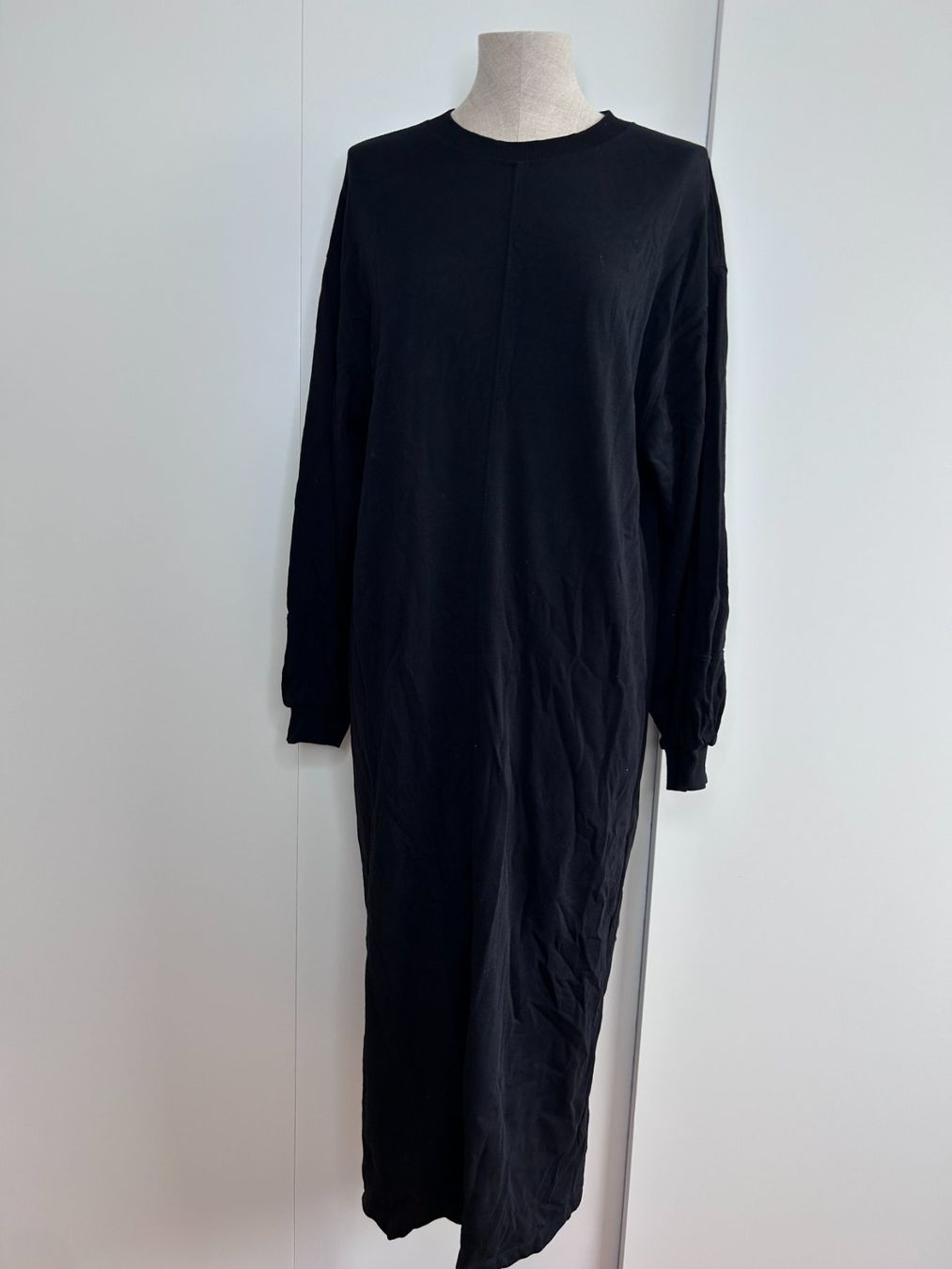 Cos Kleider: Edited Kleid – Gebraucht aus St. Gallen von look-twice