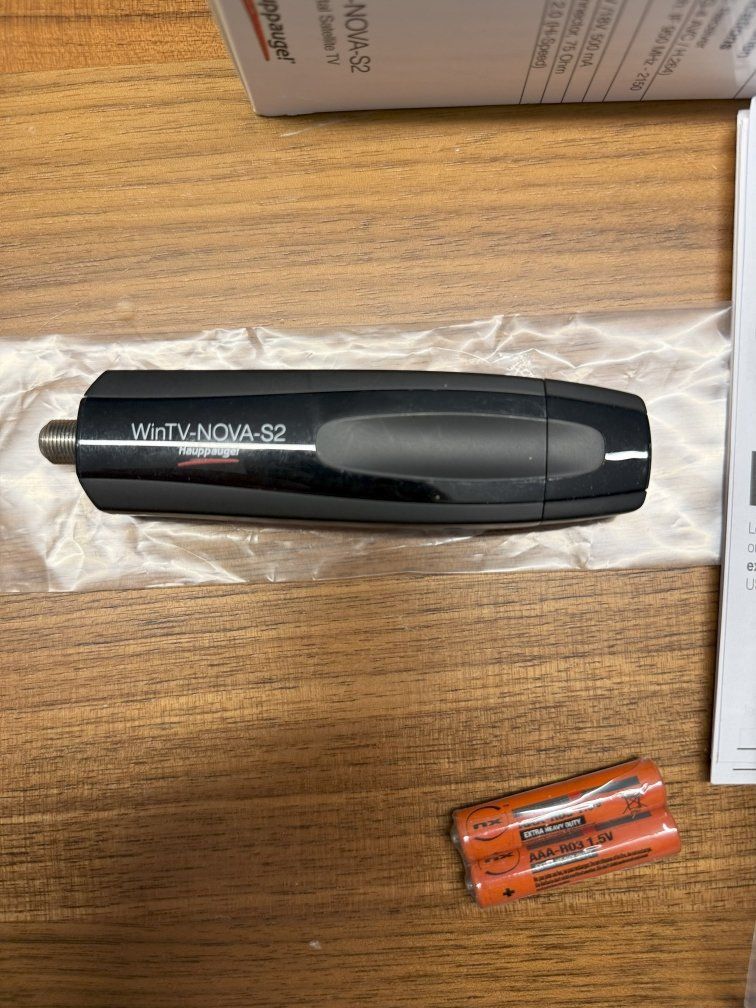 Unità & Adattatore: PC SAT Tuner USB - Hauppauge WinTV Nova S2 – Usato da Bellinzona venduto da Hattori.Hanzo.82 2