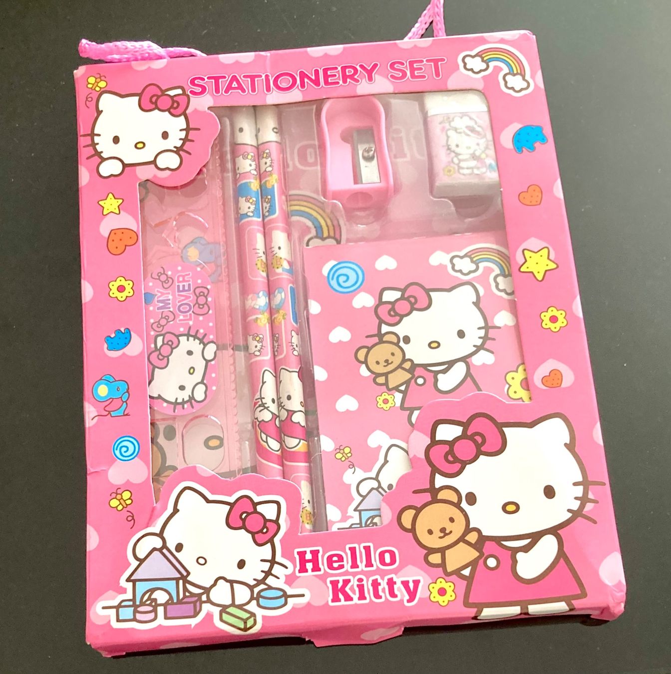 Bleistifte, Farbstifte & Kreide: Hello Kitty Schreibset neu, Versand möglich. – Neu und originalverpackt aus uster von ctumbi