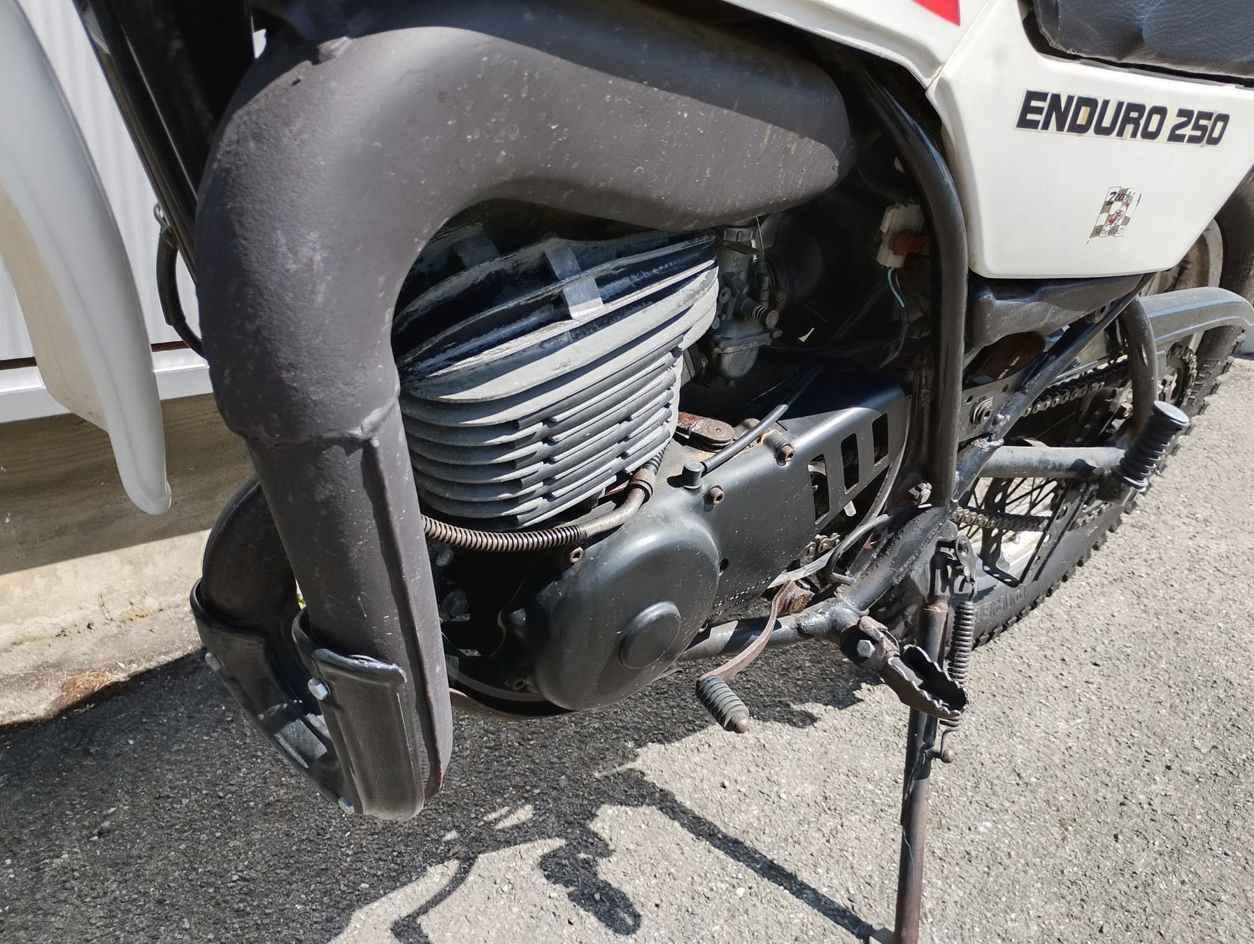 Yamaha Enduro: Yamaha DT 250 MX – Defekt aus Basadingen von Class-X_Parts 3