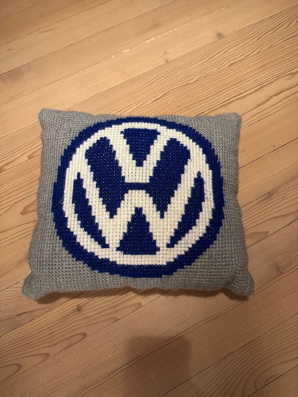 Kissen: VW Kissen – Gebraucht aus Alpnach-Dorf von Skai0