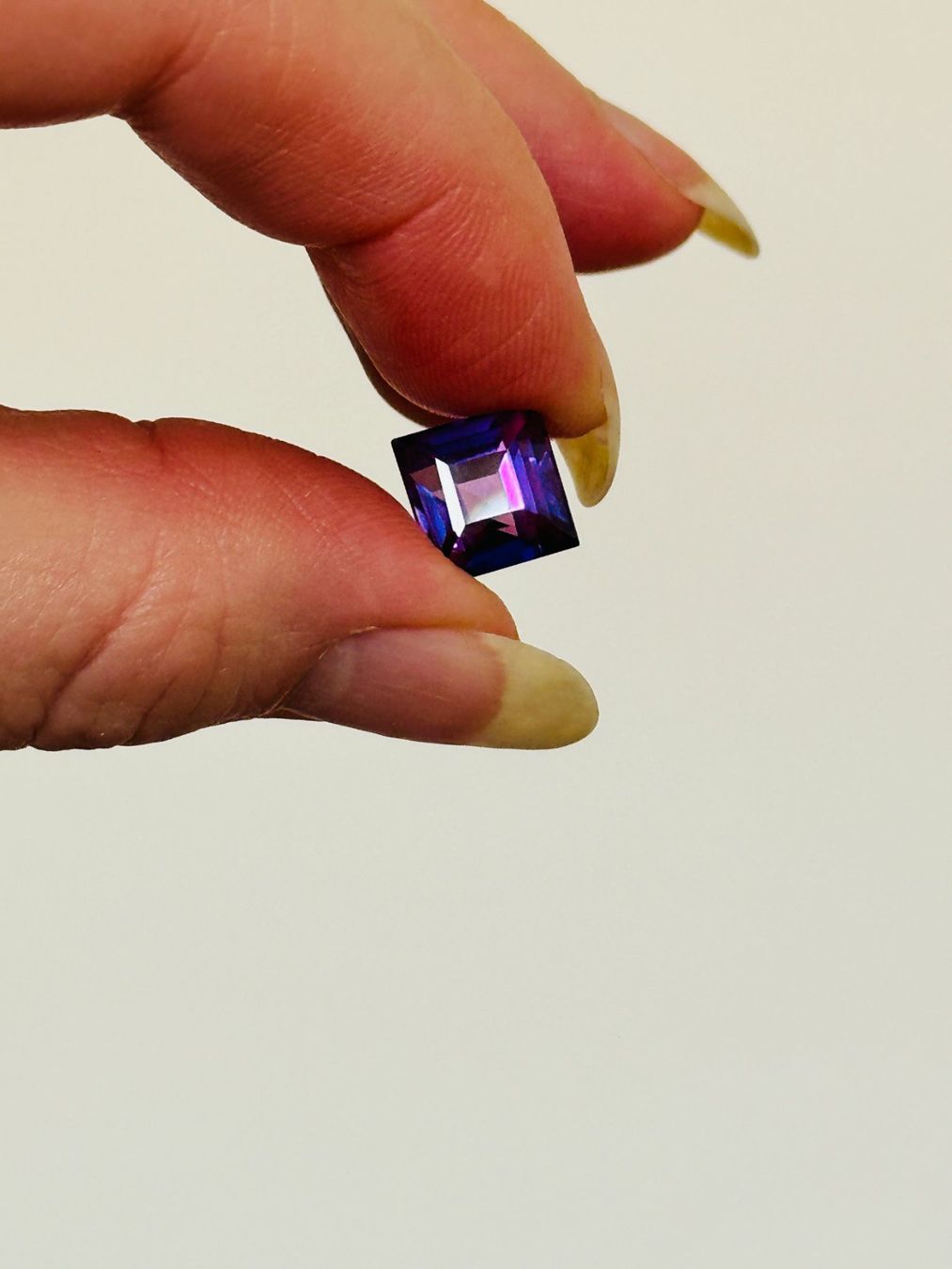 Pietre preziose: Certified 7.05 Ct – Nuovo e nell'imballaggio originale da Genève venduto da AGBERG 6