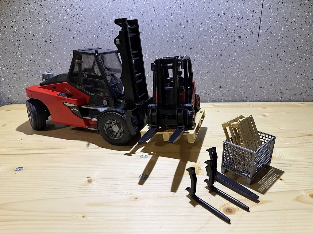 Giocattoli: BRUDER - Stapler "gross" & "klein" – Usato da Seewen (SZ) venduto da manuelit0 2