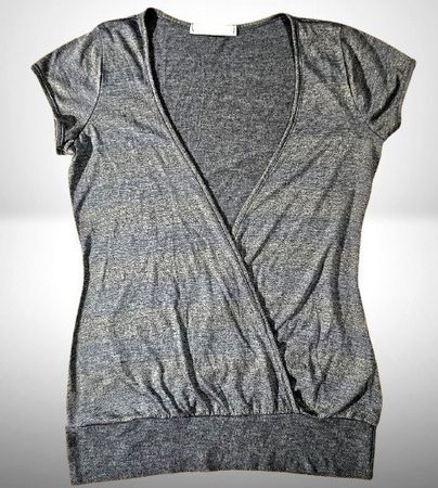 🩶 Sexy Wickel-T-Shirt von Charlotte Russe – Must-Have! 😎💫
