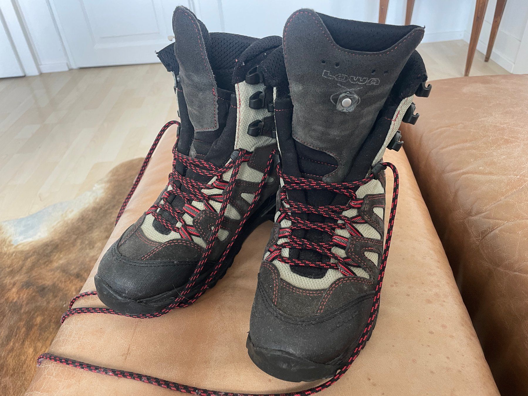 Lowa Scarpe da uomo: LOWA Wanderschuhe – Nuovo (secondo la descrizione) da Feuerthalen venduto da Tango120 2