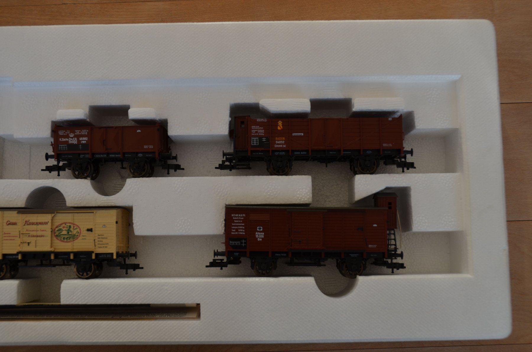 Fleischmann Modellini di ferrovie: Fleischmann 4886 - Zugset "Die Gute alte Güterbahn" – Usato da Cavardiras venduto da WaschBaer56 2
