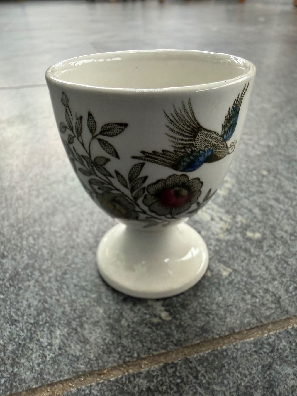 Altre Stoviglie: Windsor England Eierbecher mit Vogelmuster, Vintage Ostern – Usato da Otelfingen venduto da Markthalle_C 2