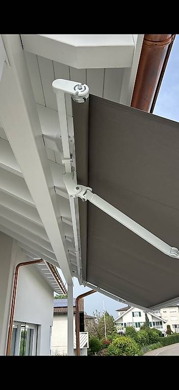 Tende da sole: Sonnenstore / Makise 5x1.5m mit Motor – Usato da Affeltrangen venduto da Pagy92 3