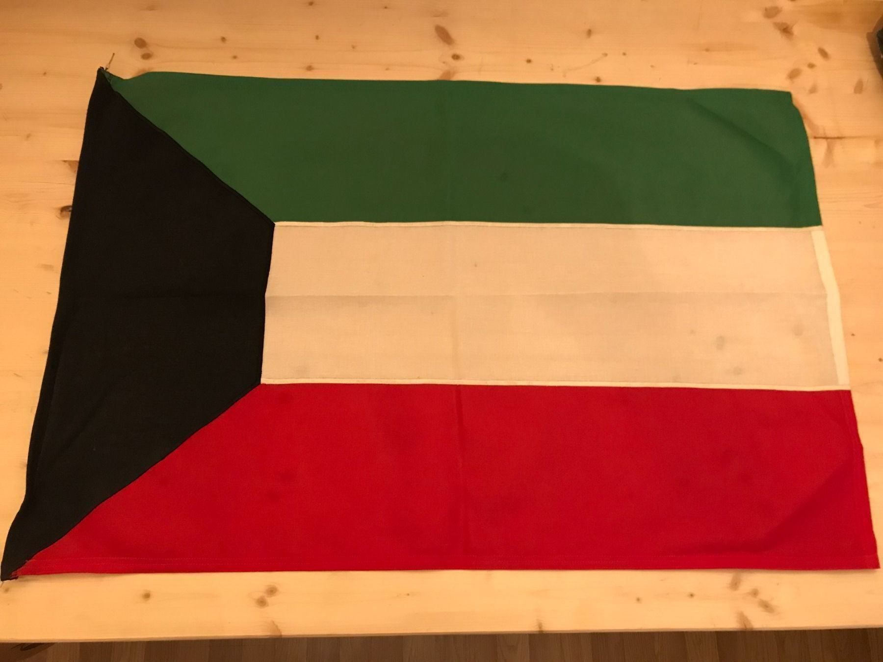 Bandiere: Kuwait Flagge – Usato da Obergoldbach venduto da bstailslide