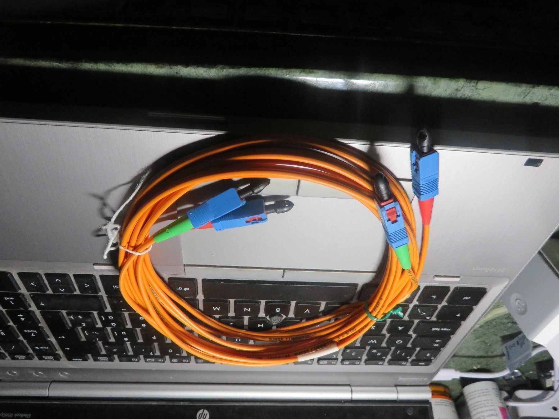 Câbles: Fiberoptic Suhner 3m Kabel(Lichtleiter) – Neuf avec emballage d'origine à Horw par Arta20000 2