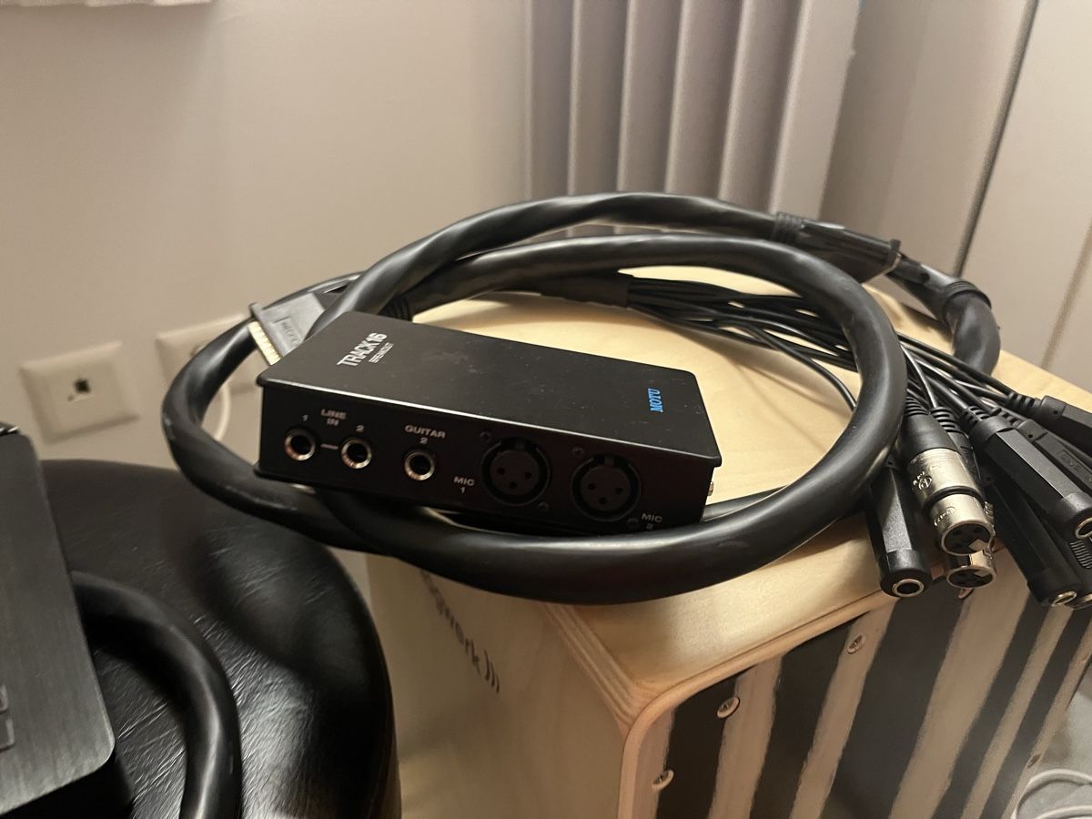 Studioequipment: Motu track 16 Interfaccia audio – Gebraucht aus Lugaggia von sha_qdf8 2