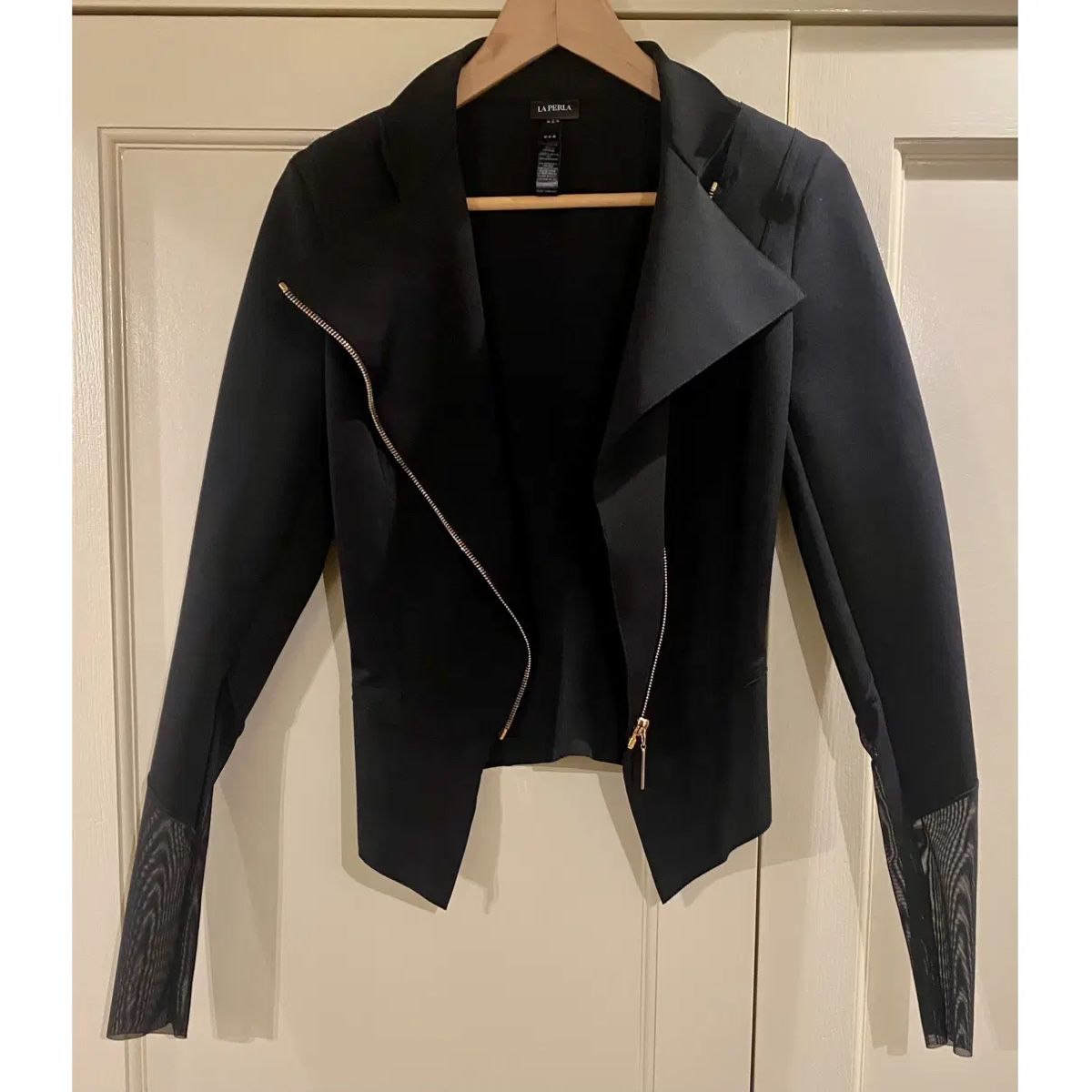 La Perla Vestes: La Perla Asymmetric Zip Jacket black – D'occasion à Bülach par mrt_m2tm 5