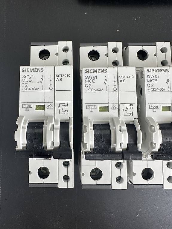 Alimentazione elettrica: Siemens LS  – Usato da Goldau venduto da and_8tqf 1