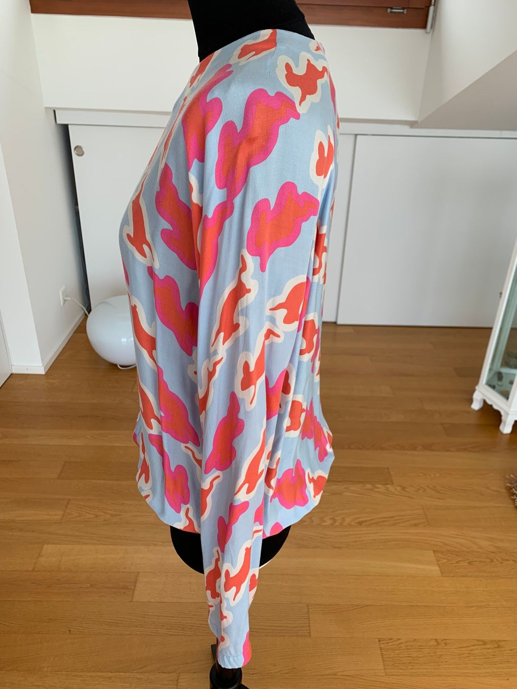 Camicette: MILANO Bluse mit Rabbitprint | Gr. 36/38 – Usato da Wädenswil venduto da Panthersandra 1