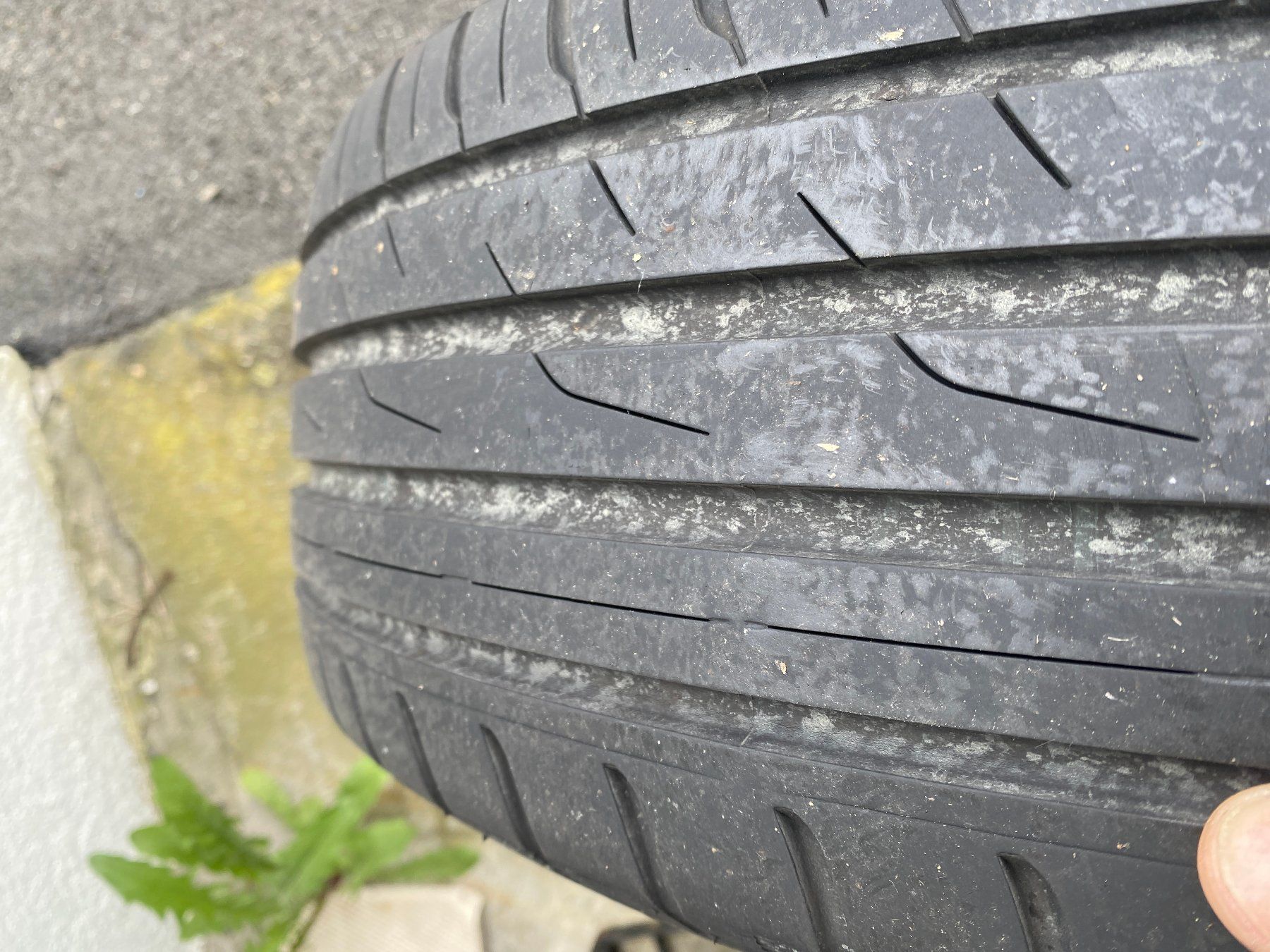 BMW Pneumatici & Ruote complete: Sommerräder BMW – Usato da Kaltbrunn venduto da Steoli74