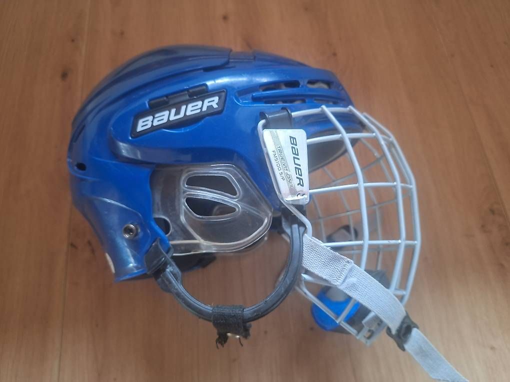 Caschi: Bauer Hockeyhelm – Usato da Zuoz venduto da Nocino01 1