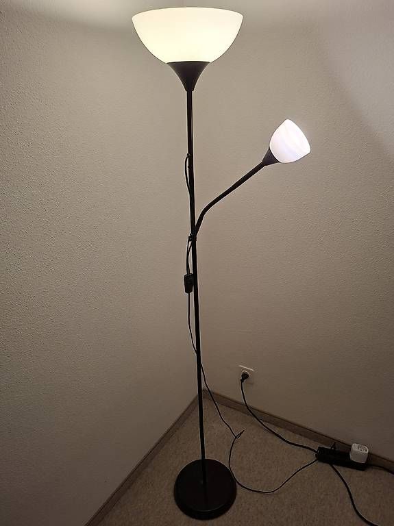 Lampen: Standing lamp – Gebraucht aus Zürich von run_zc5s