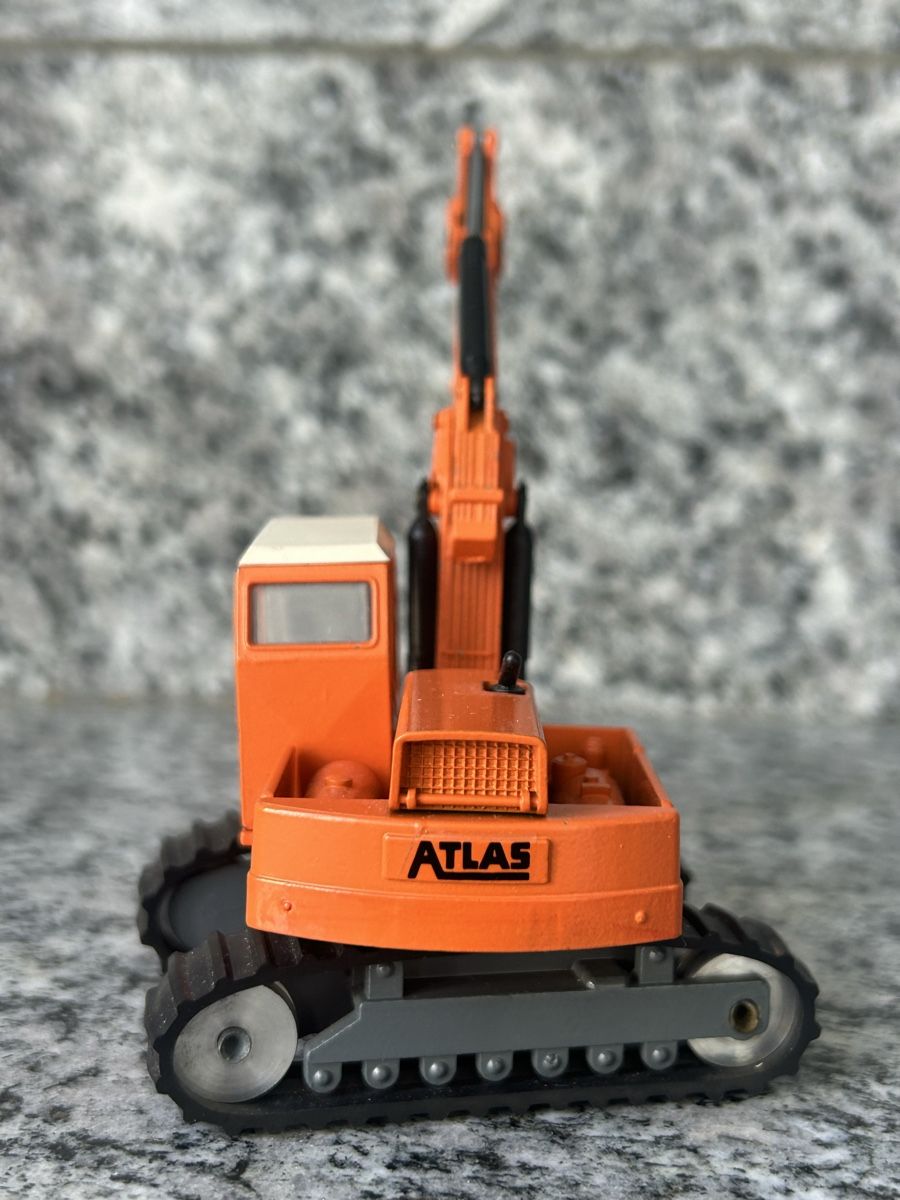 Kits de montage: Atlas AB 1302 D , 1:50 – D'occasion à Horw par Tigercat635 3