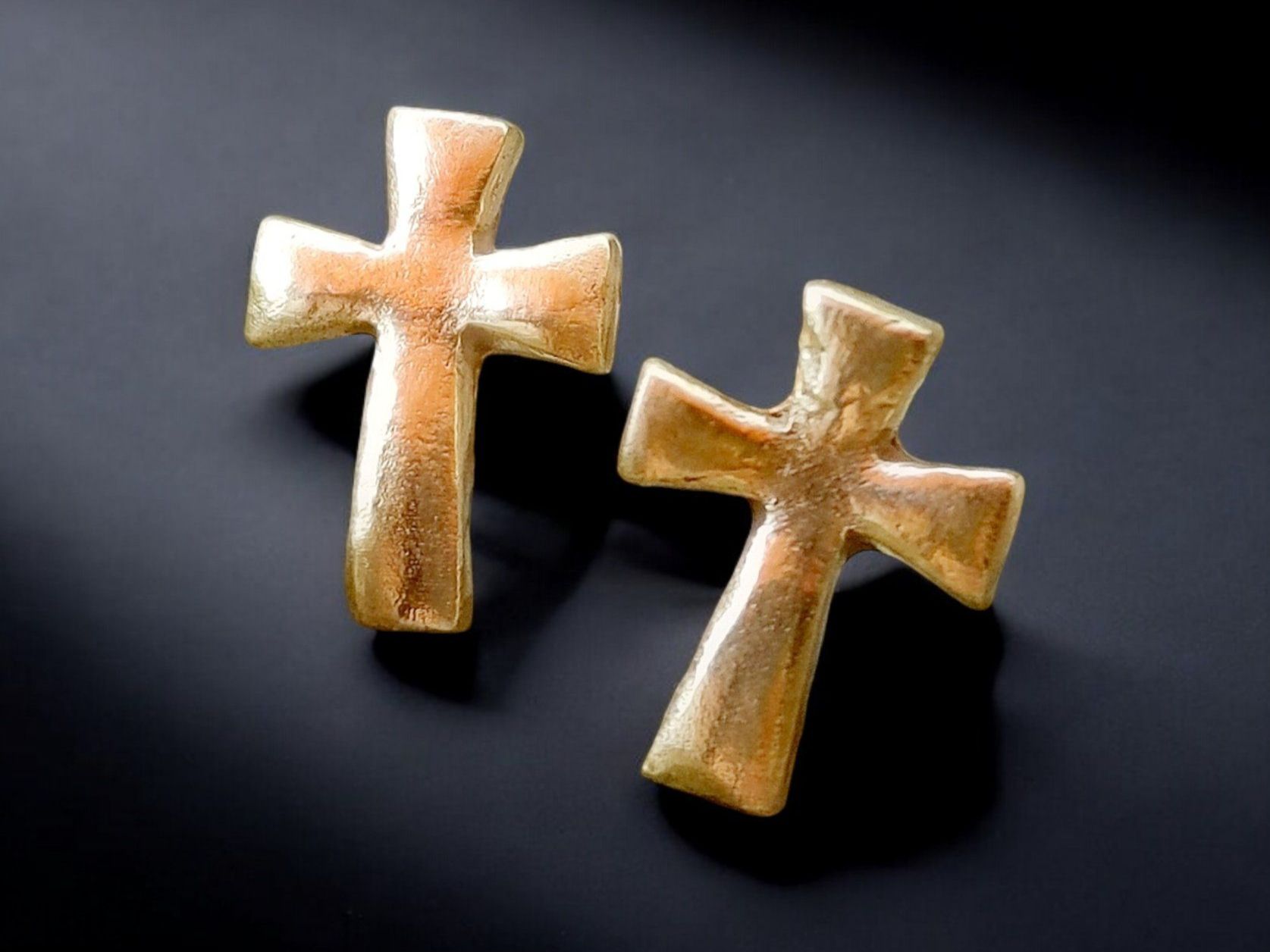 Orecchini pendenti & Orecchini a lobo: Ohrstecker Kreuz aus Bronze – Nuovo e nell'imballaggio originale da Aarau venduto da Schmuckhoehle_MD 3