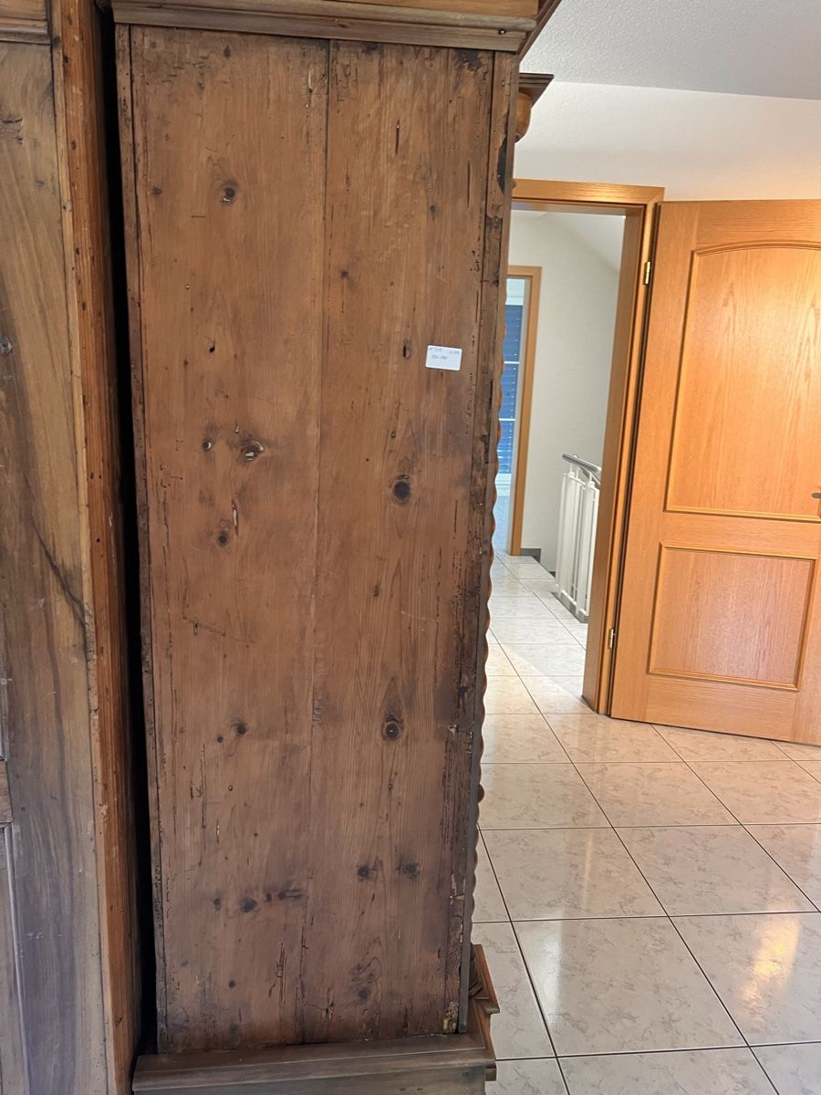 Schränke: Antiker Schrank (208) – Gebraucht aus Glattfelden von maa_qcj8 8