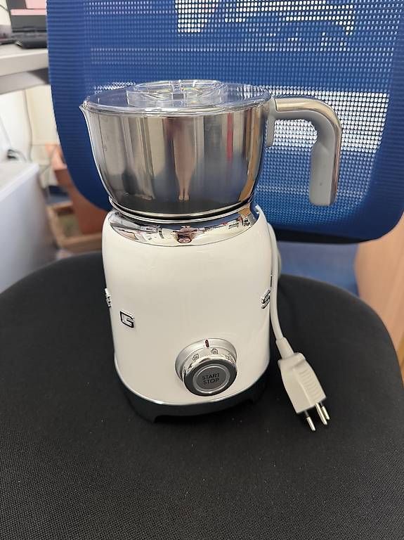 Elettrodomestici da cucina: Smeg Milchschäumer – Usato da Gibswil venduto da Miratec
