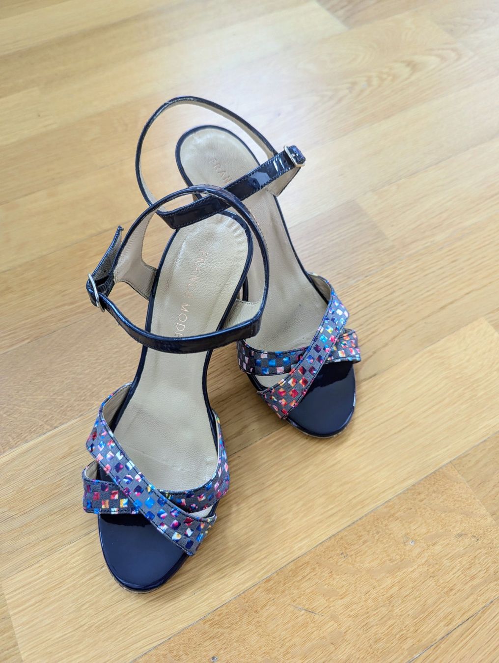 Scarpe da donna: Ledersandale mit Blockabsatz Blau Gr 35 – Nuovo (secondo la descrizione) da Zürich venduto da kul_dw6v