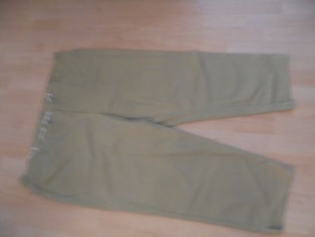 Hose Gr. 28 Pistache Baumwolle NEU