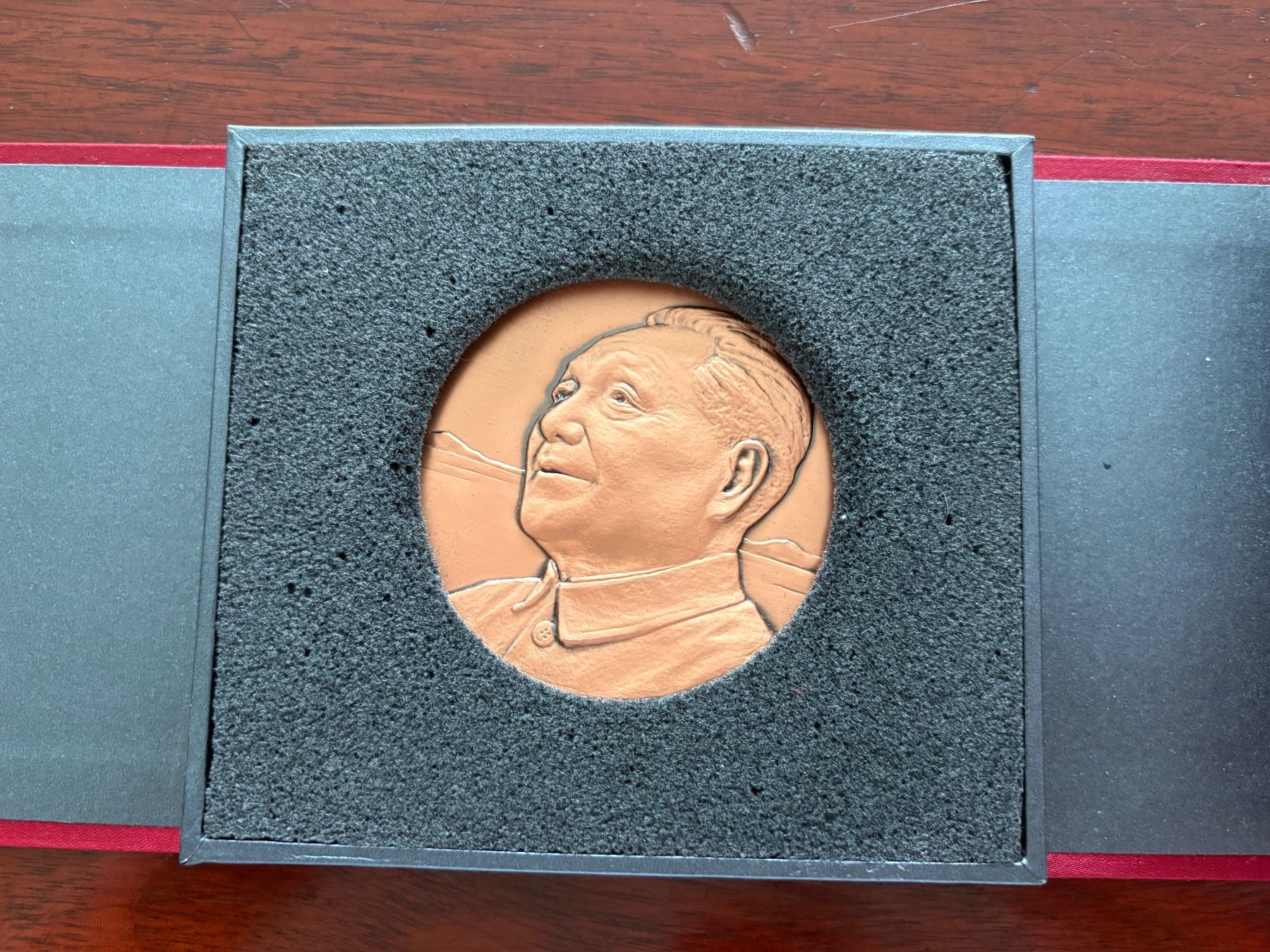 Medaglie: Commemorative Medals – Nuovo e nell'imballaggio originale da Lugano venduto da Edera49 6