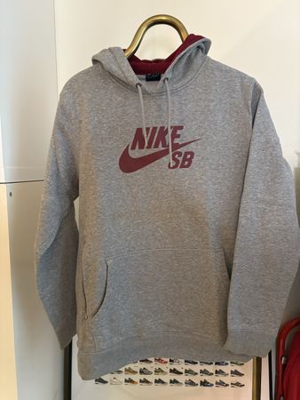 Pull Nike SB, Size M