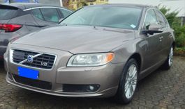 Volvo S80 V8