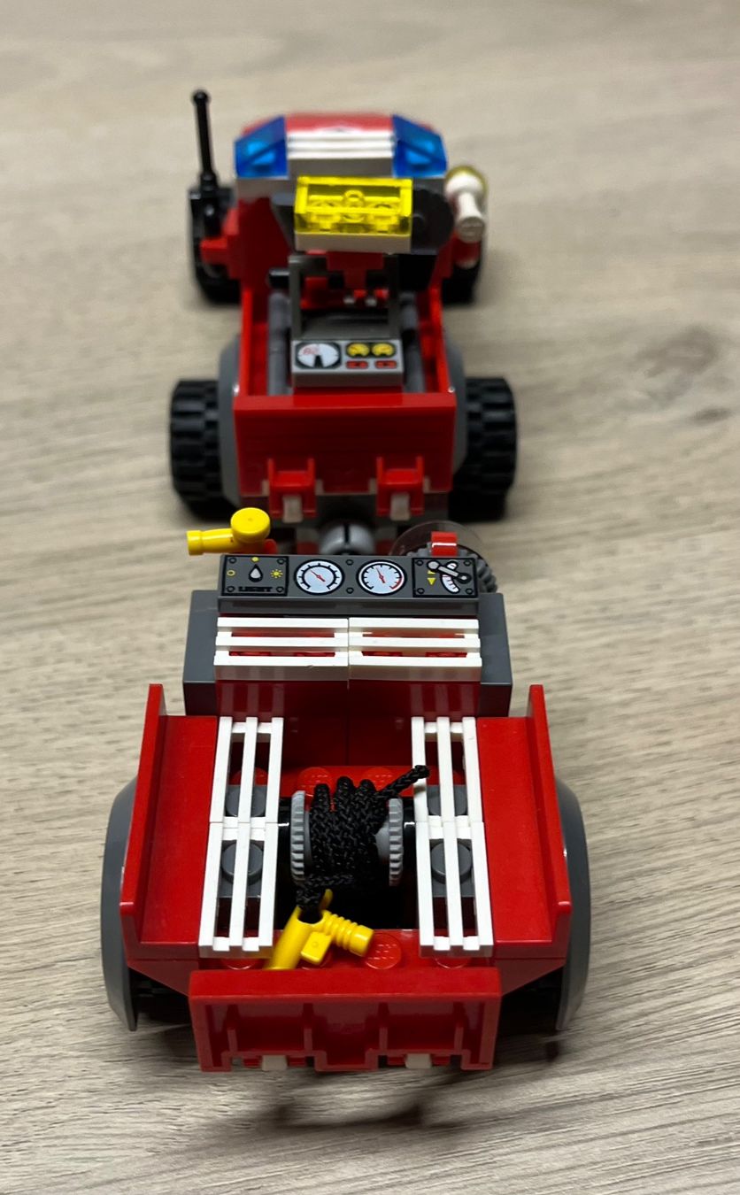 Lego Kit di costruzioni: Légo 7942 "Off-Road Fire Rescue" Complet+Manuel de 2007 – Usato da Courgenay venduto da Kolfree 4