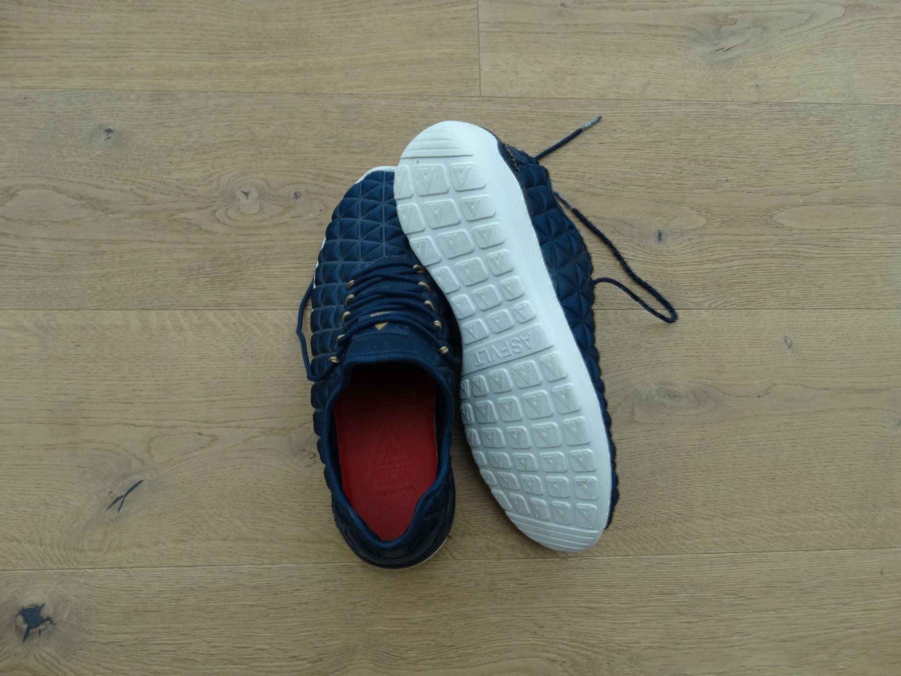 Scarpe da uomo: neue Schuhe – Usato da Abtwil SG venduto da brigittep