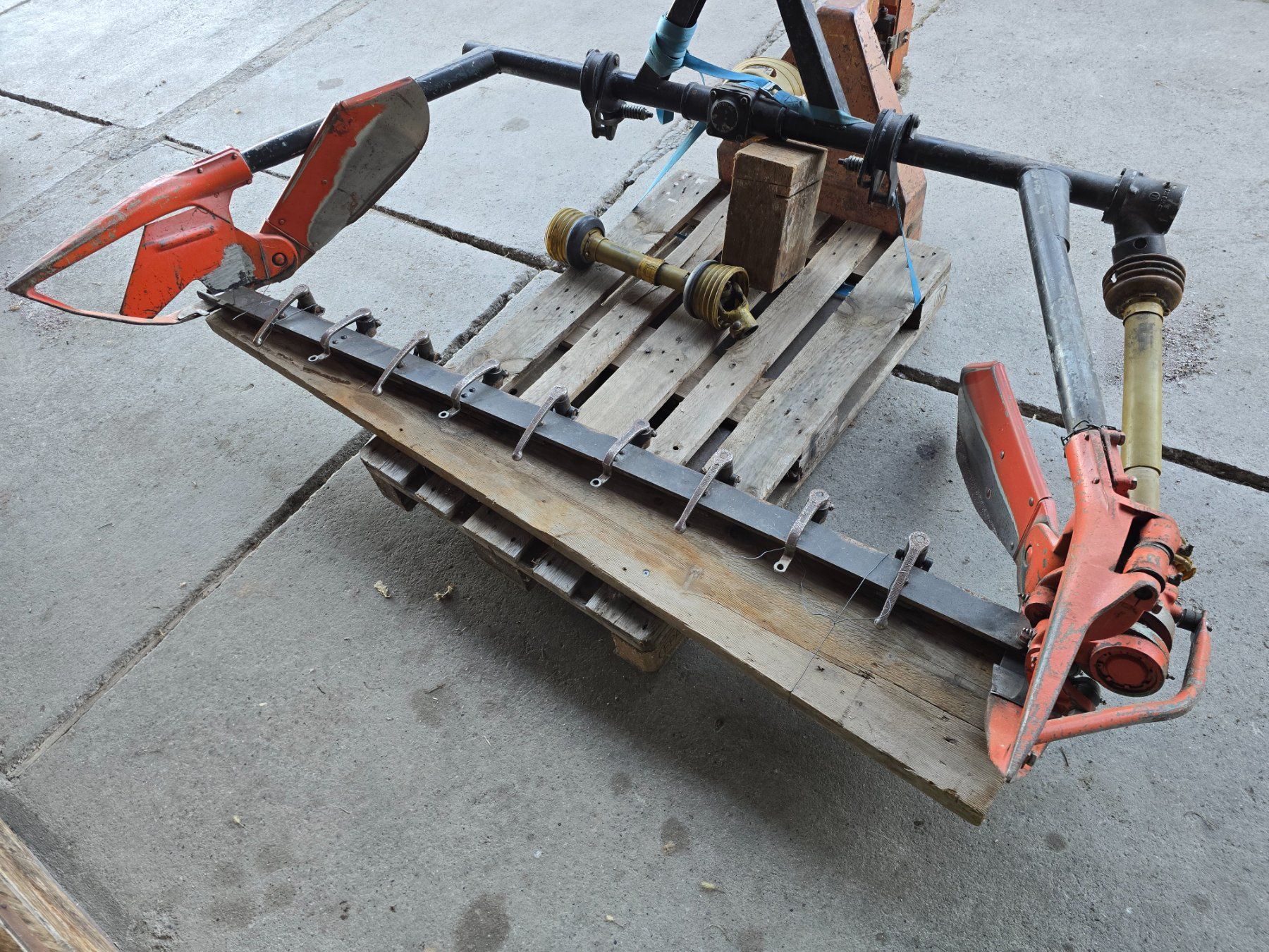 Busatis Alle Maschinen: Busatis Mähwerk - 1.9m – Gebraucht aus Pfäffikon SZ von kuz05