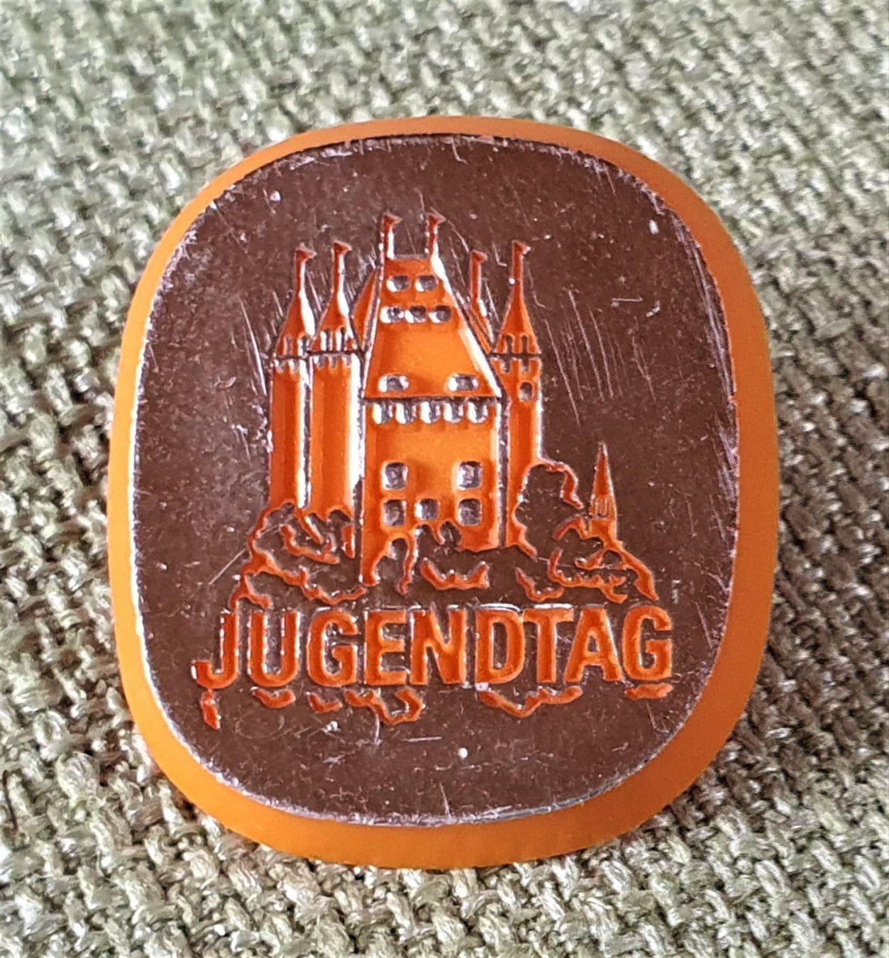 Placchette & Badge: D531 - Pin Jugendtag Thun – Usato da Reinach BL venduto da Boston-Verkauf