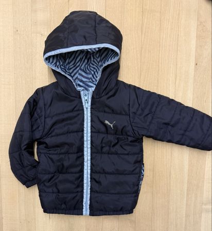 Puma Kindersteppjacke mit Kapuze dunkelblau guter Zustand