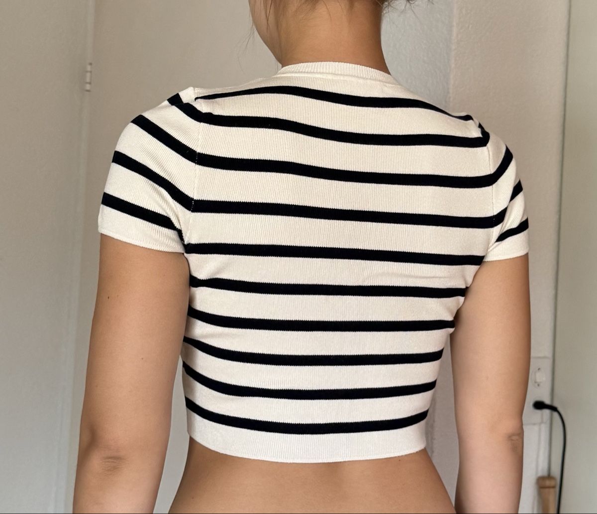 Zara Top: Striped crop top – Nuovo (secondo la descrizione) da Zürich venduto da eli_t8nw 1