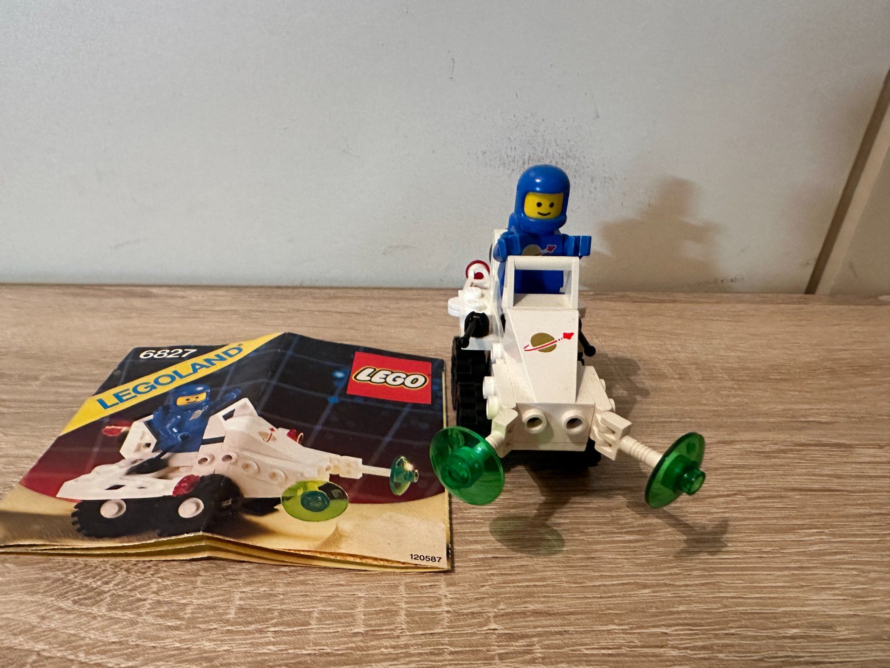 Legoland Baukästen: LEGO Space 6827 Strata Scooter – Gebraucht aus Basel von Don-Angel 4