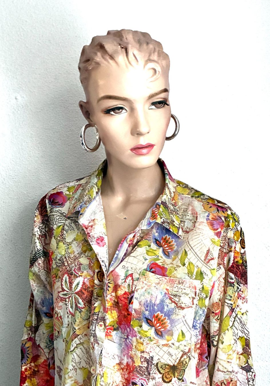 Emily van den Bergh Camicette: EMILY VAN DEN BERGH Bluse farbiger Print – Usato da Kloten venduto da Nephty 7
