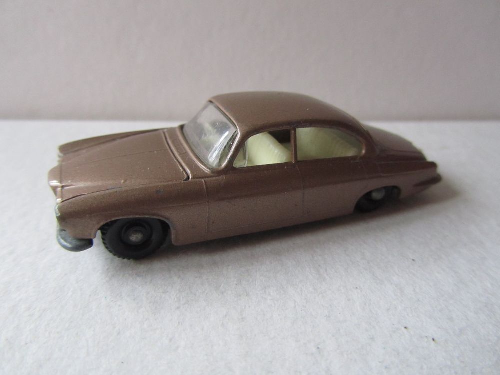 Miniature Jaguar Matchbox Lesney - Occasion